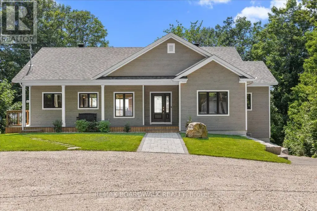 111 Charlie Drive, Drummond/North Elmsley